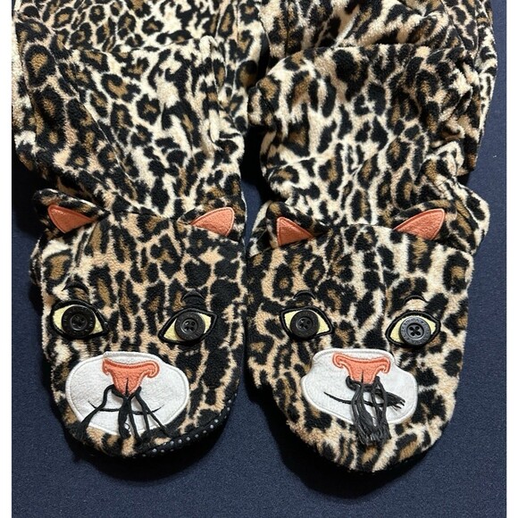 Nick and Nora One Piece Footed Pajamas Leopard Print Size S Face On Feet Cheetah - Picture 6 of 7